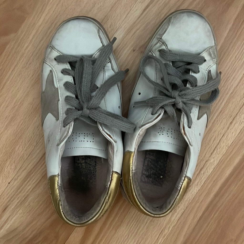 Golden Goose
